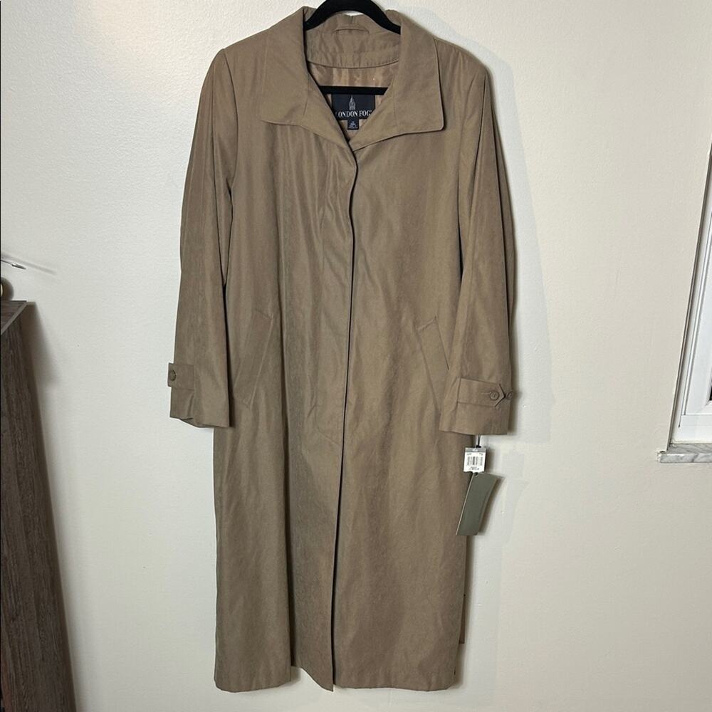 London Fog Margeaux light brown ladies microfiber raincoat NWT
